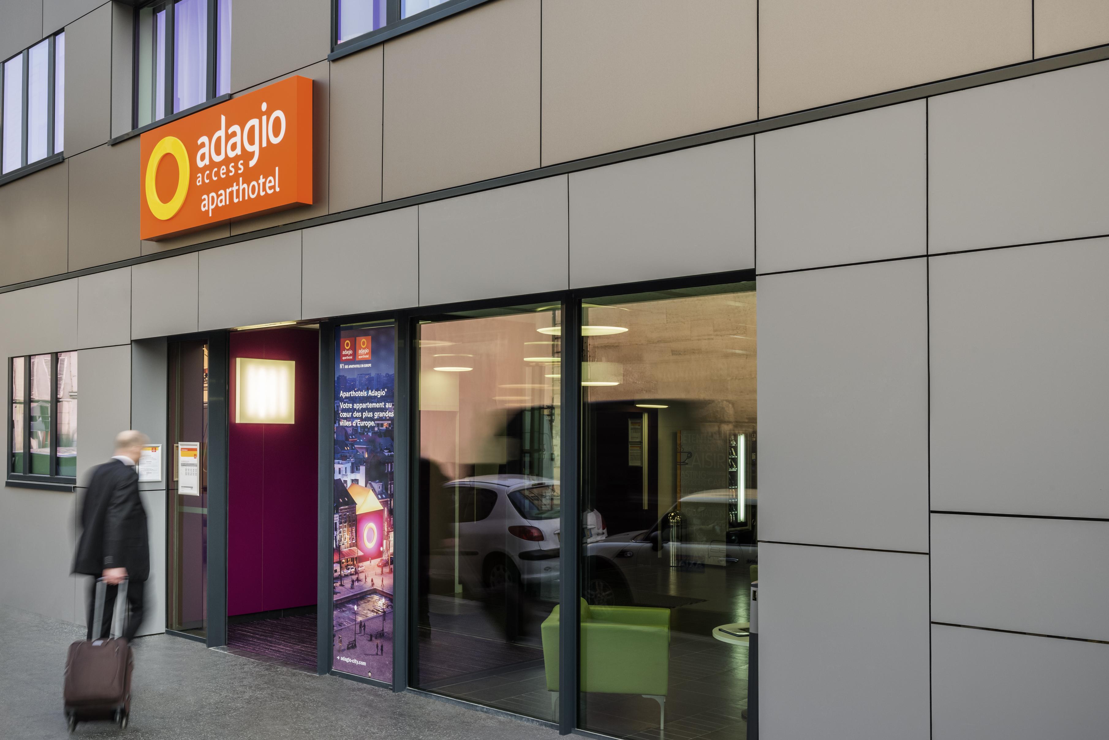 Aparthôtel Adagio Access Reuilly 3*